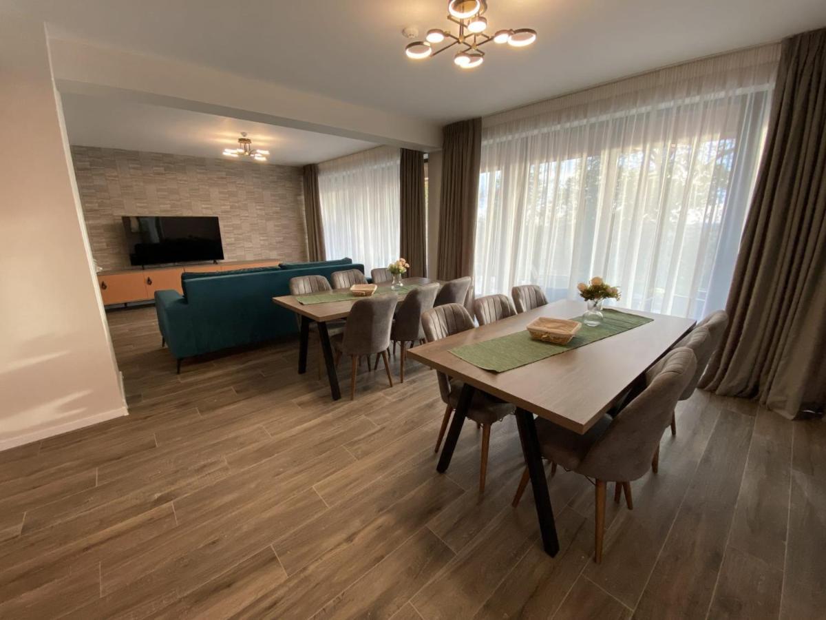 Pensiunea Piri Land Комарник Экстерьер фото
